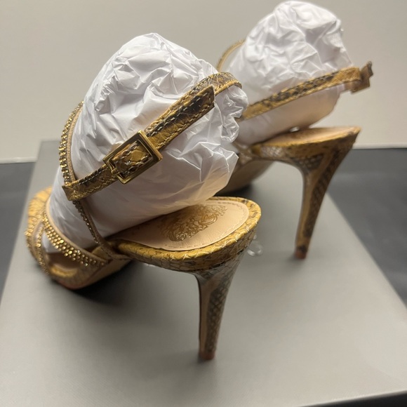 Vince Camuto Heels - Size: 6.5 - Brand new in box - Picture 4 of 13